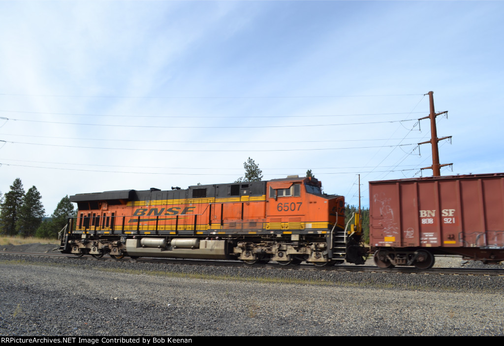 BNSF 6507